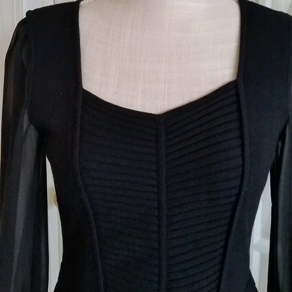 SARA I...ELEGANT KNIT TOP WITH SHEER SLEEVES - Picture 4 of 5